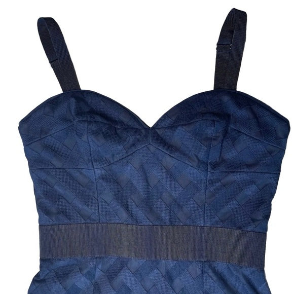 Milly Navy Lattice Mesh Bodycon Cocktail Dress Size 4 Exposed Zip - Picture 5 of 10